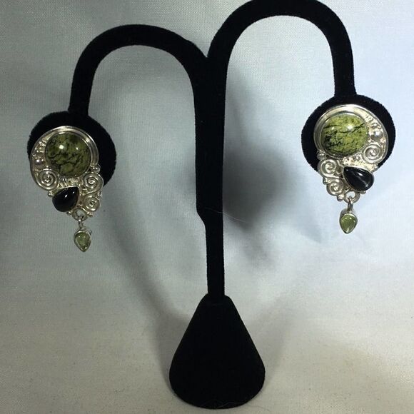 VINTAGE 80s Sajen Offerings Sterling Silver Clip Moonstone Earrings Jewelry - Picture 2 of 3